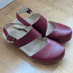 Women's Red Leather Dansko Sandals Size 37